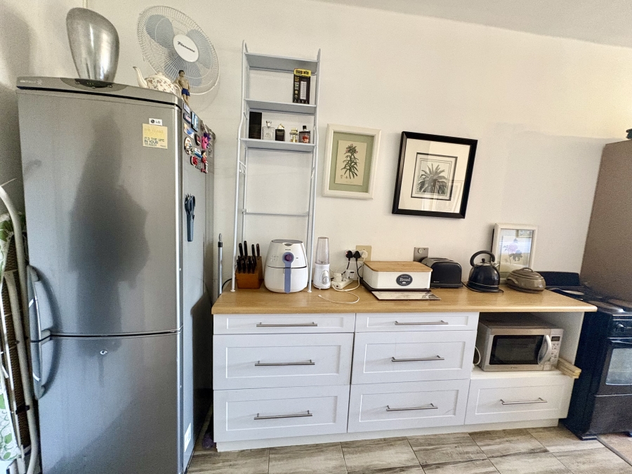 1 Bedroom Property for Sale in Townsend Estate Western Cape